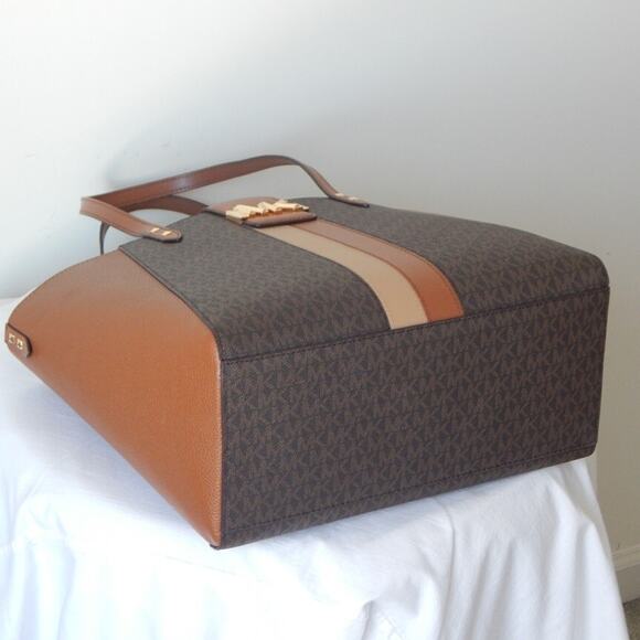MICHAEL KORS KARLIE Monogram Center Stripes Studs Brown Multi Large Tote Bag NWT - Picture 7 of 12